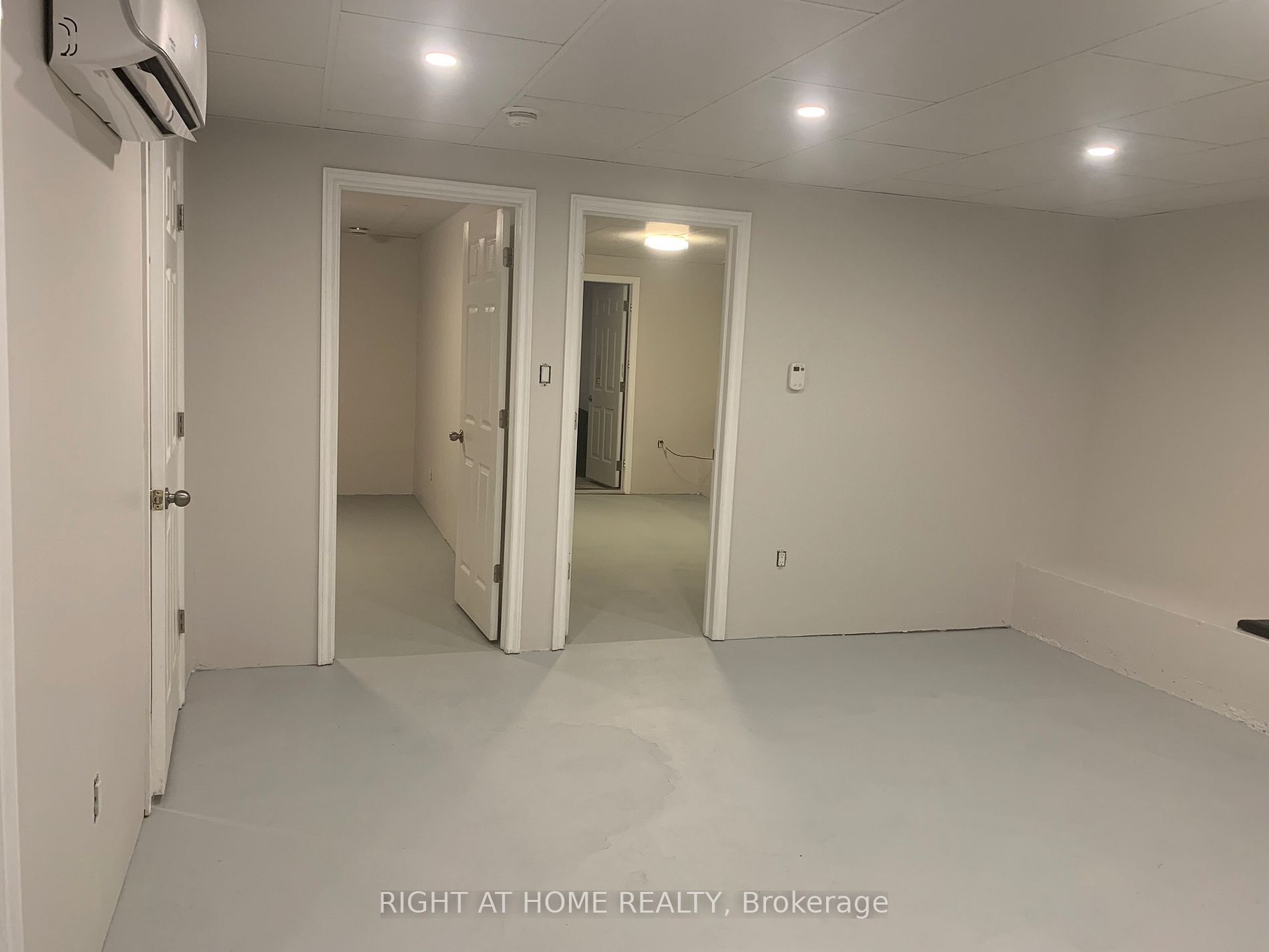 2845 Dufferin St Property Photo 1