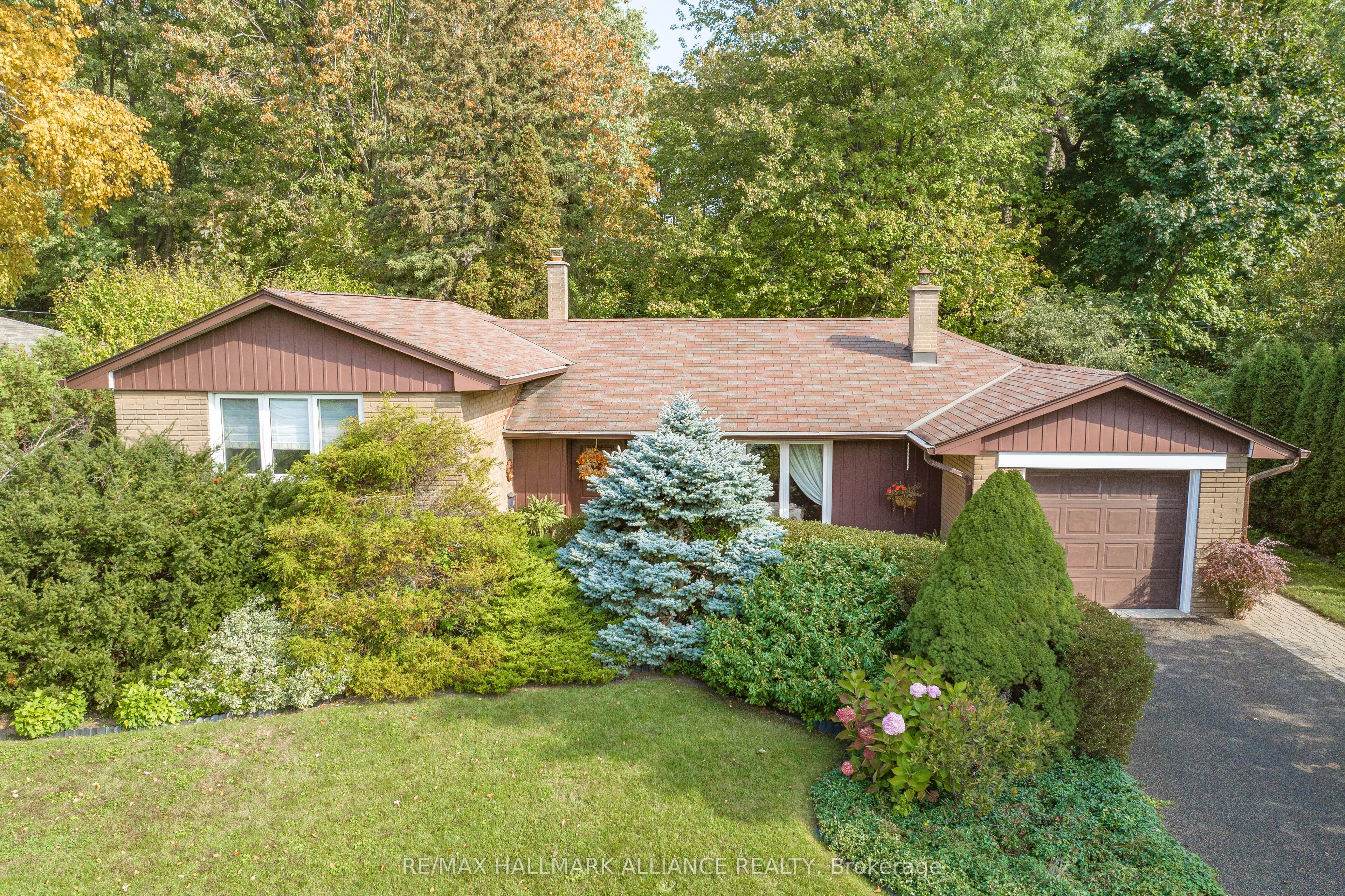 141 Woodhaven Park Drive Property Photo
