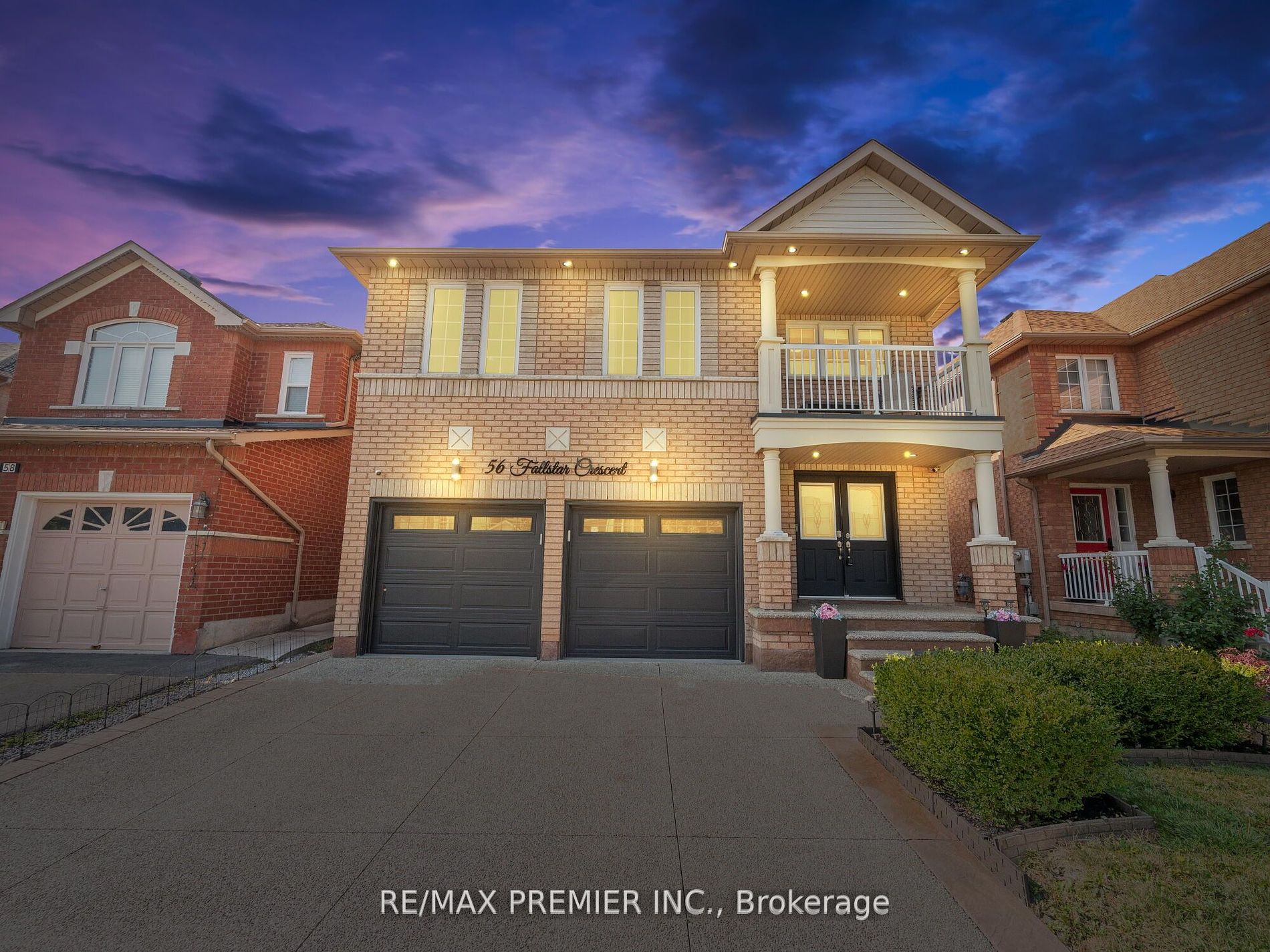 56 Fallstar Cres W Property Photo 1