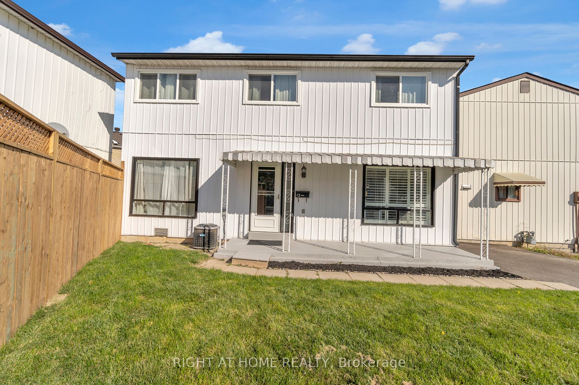 13 Huntingwood Cres Property Photo