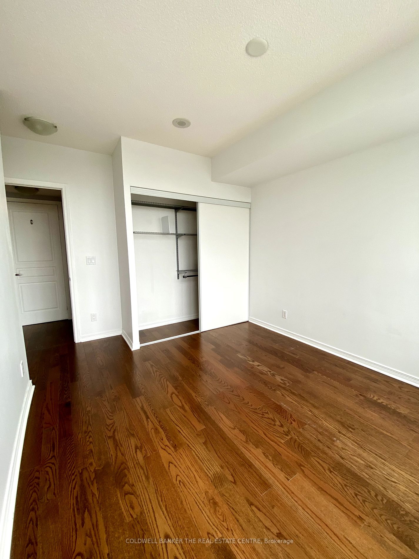 2240 Lake Shore Blvd W 04 Property Photo 6