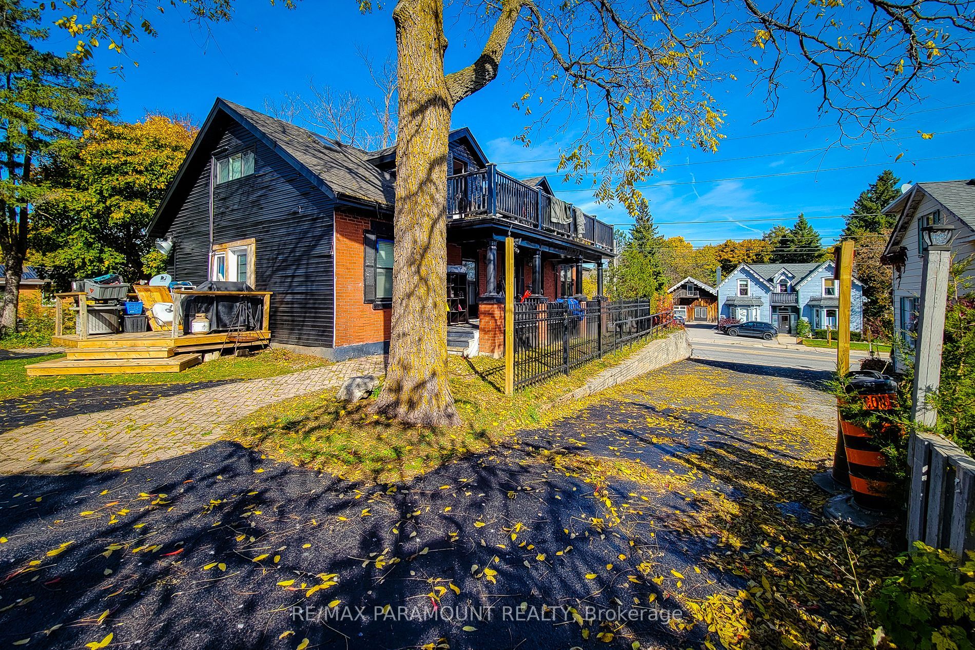 90 Main St N Property Photo 12