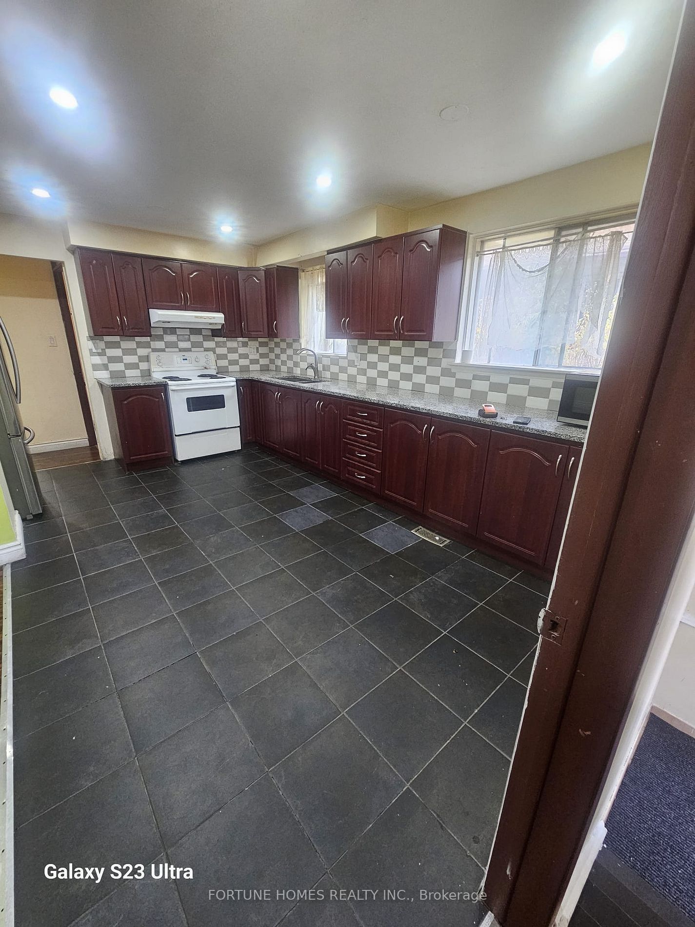 3136 Morning Star Dr S Property Photo