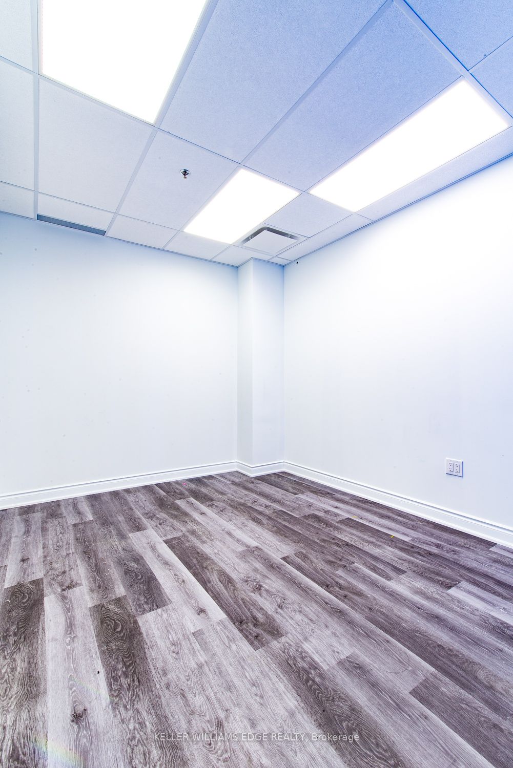 #203c - 7900 Hurontario Street Property Photo 8