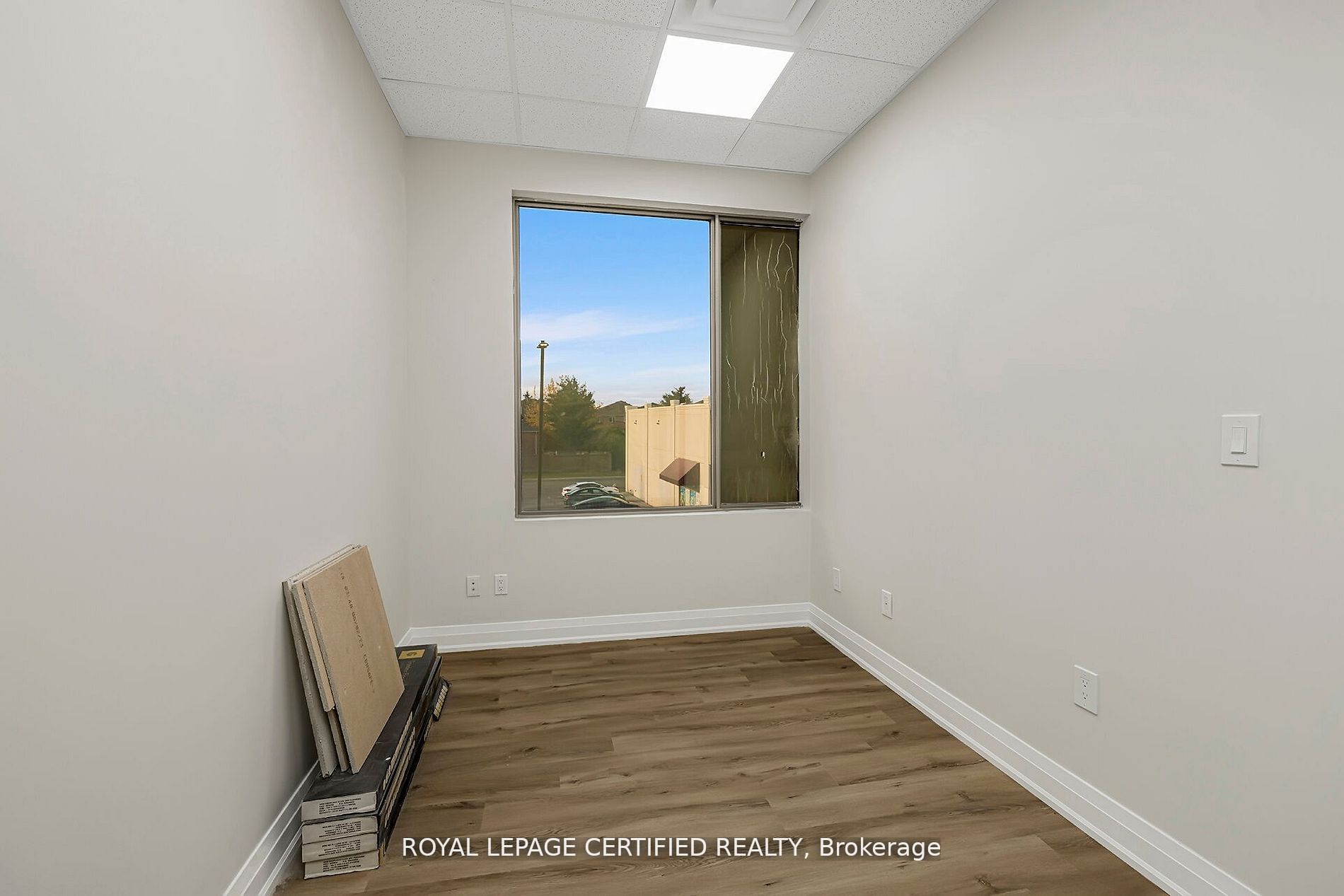 100 Pertosa Dr Property Photo 25