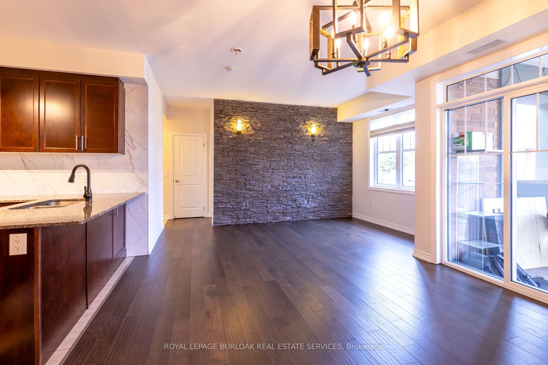275 Roxton Rd Property Photo 1