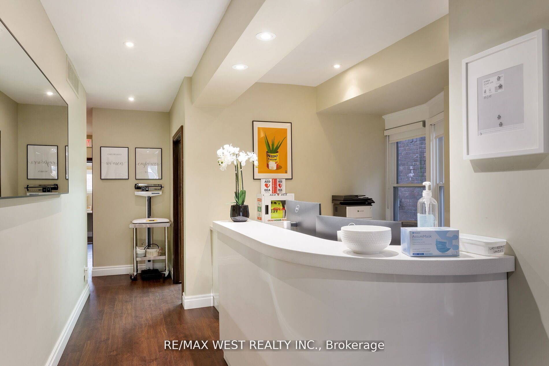 96 Roncesvalles Avenue Property Photo 7