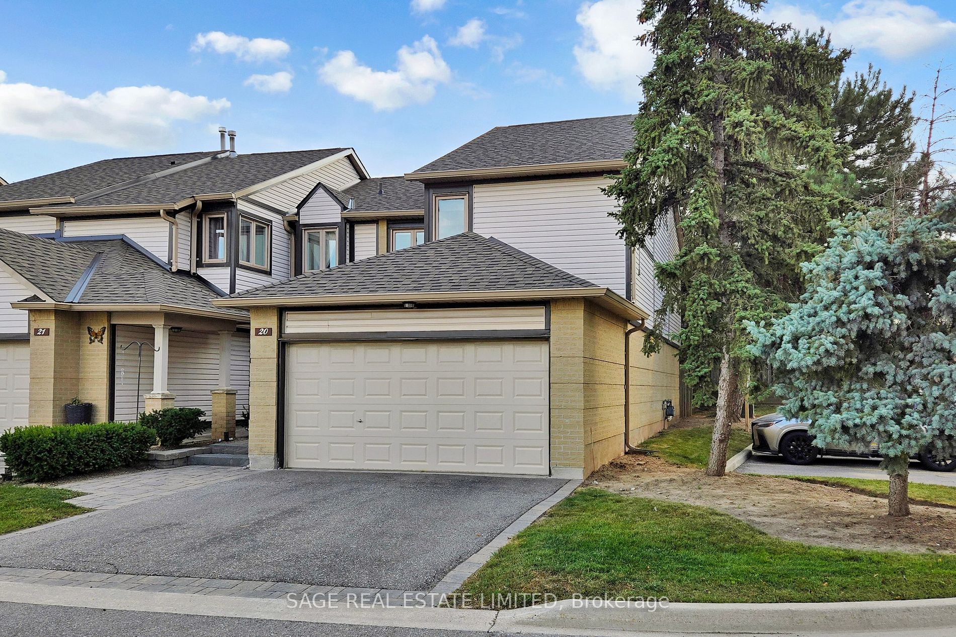 2275 Credit Valley Rd 20 Property Photo