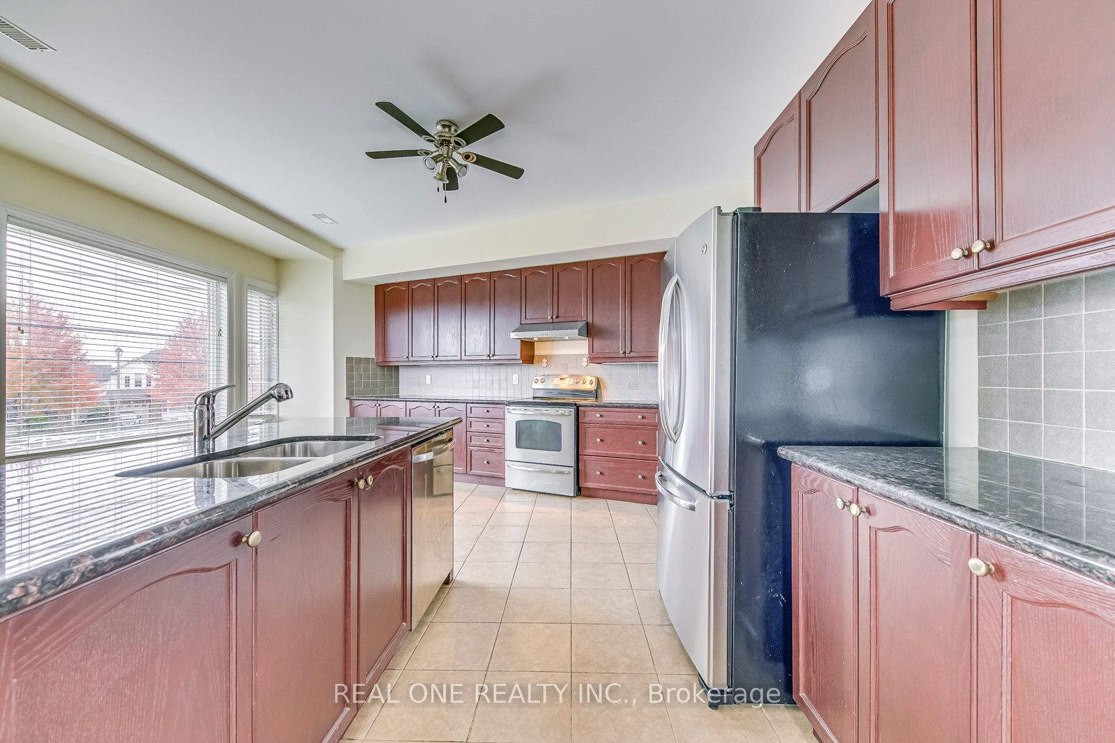 9071 Derry Rd Property Photo 10