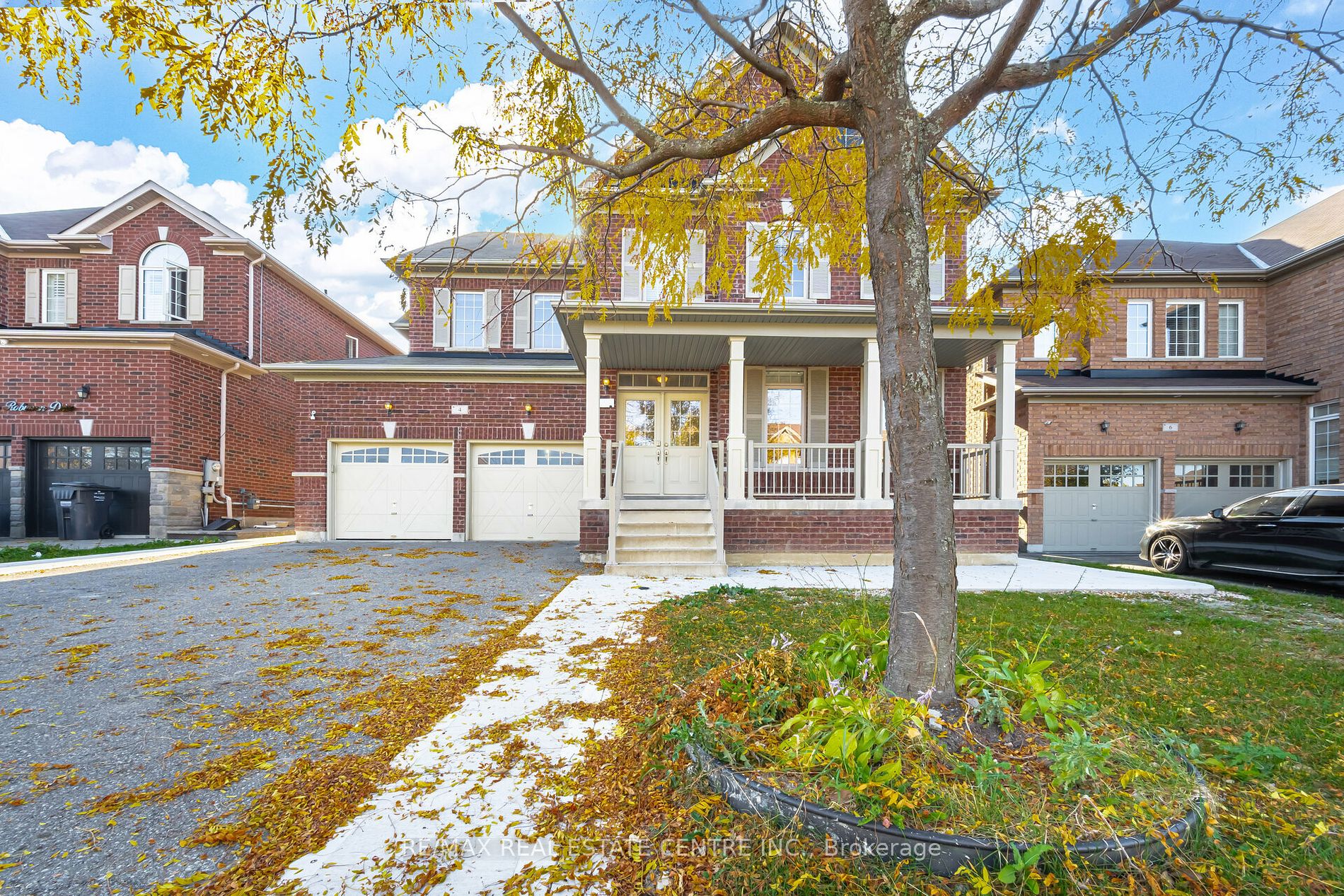 4 Danfield Ct Property Photo