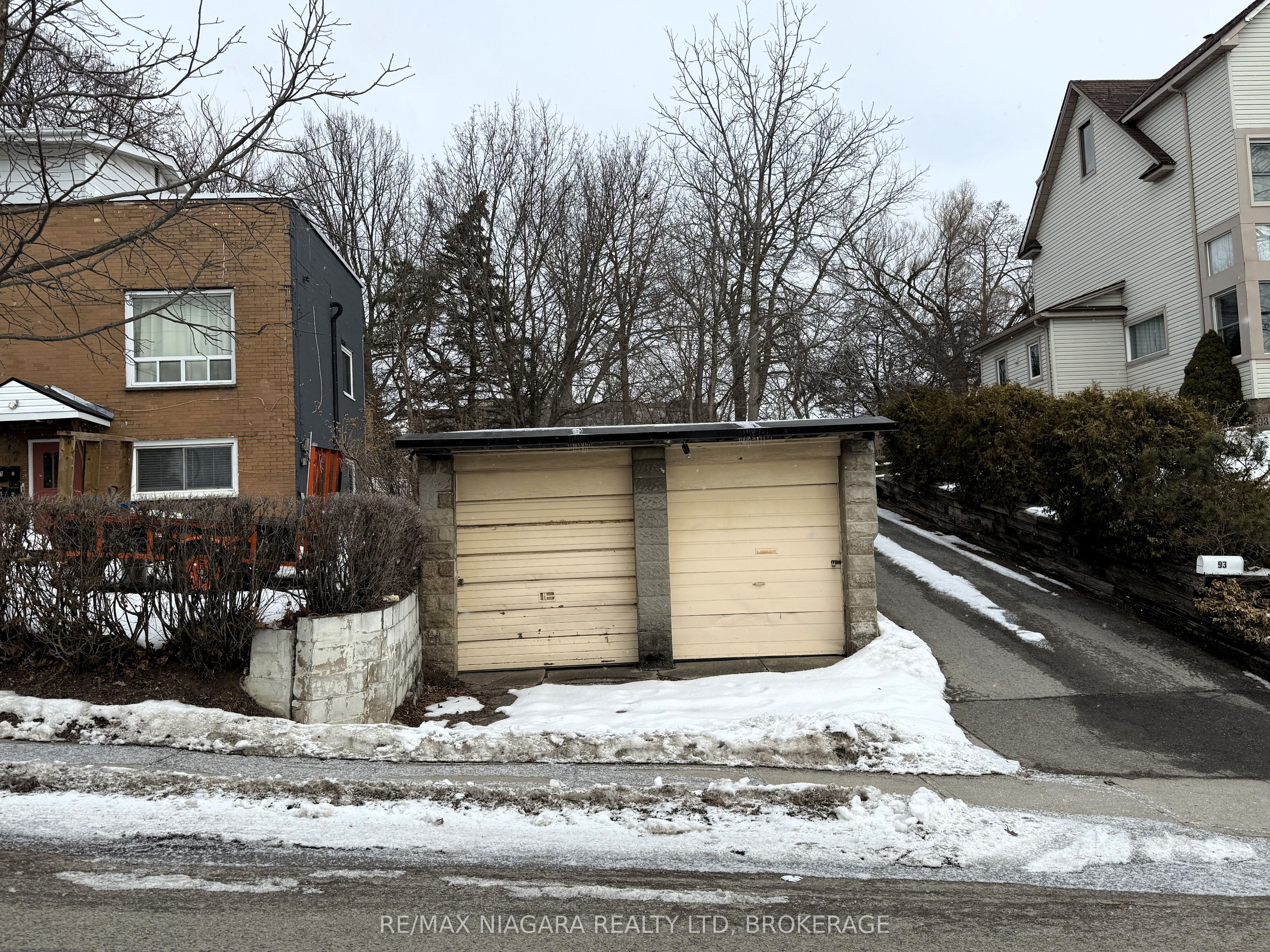 97 Queen Street Property Photo 2