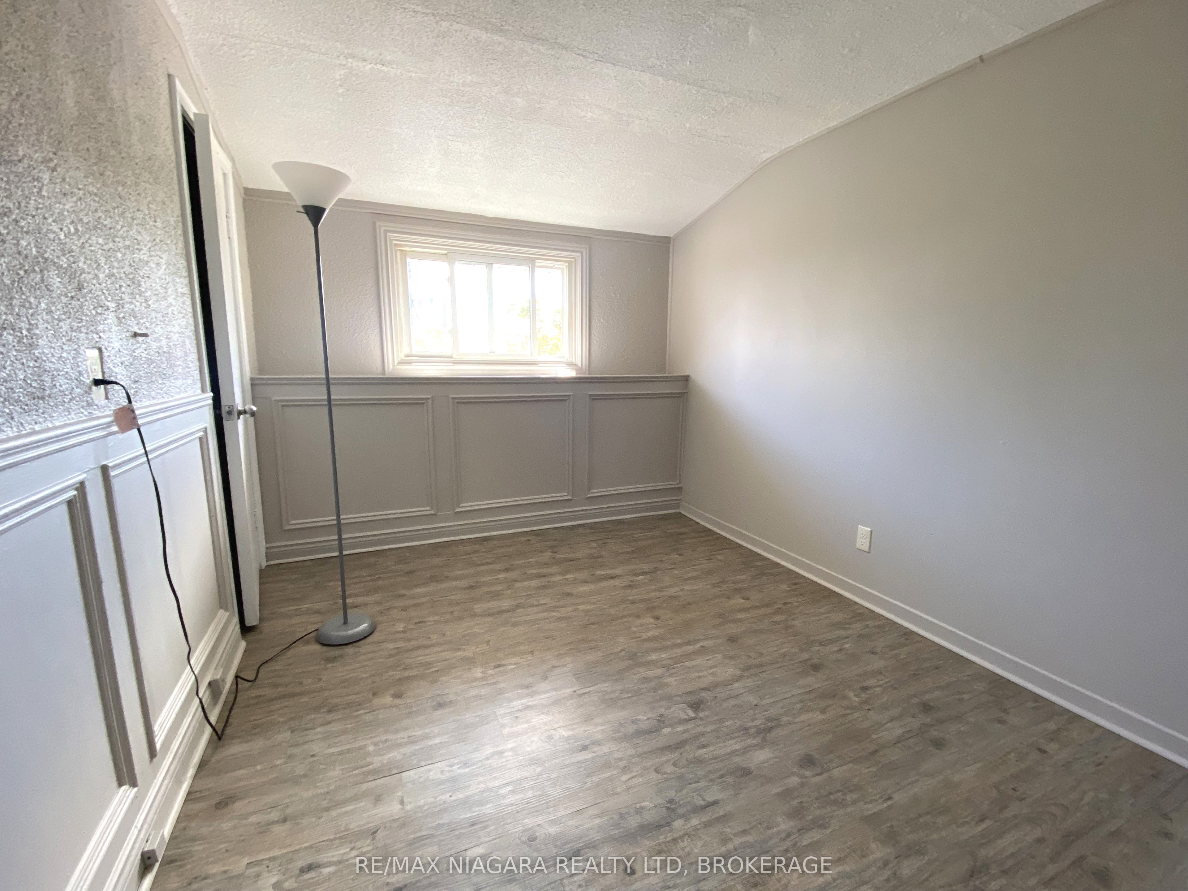 97 Queen Street Property Photo 14
