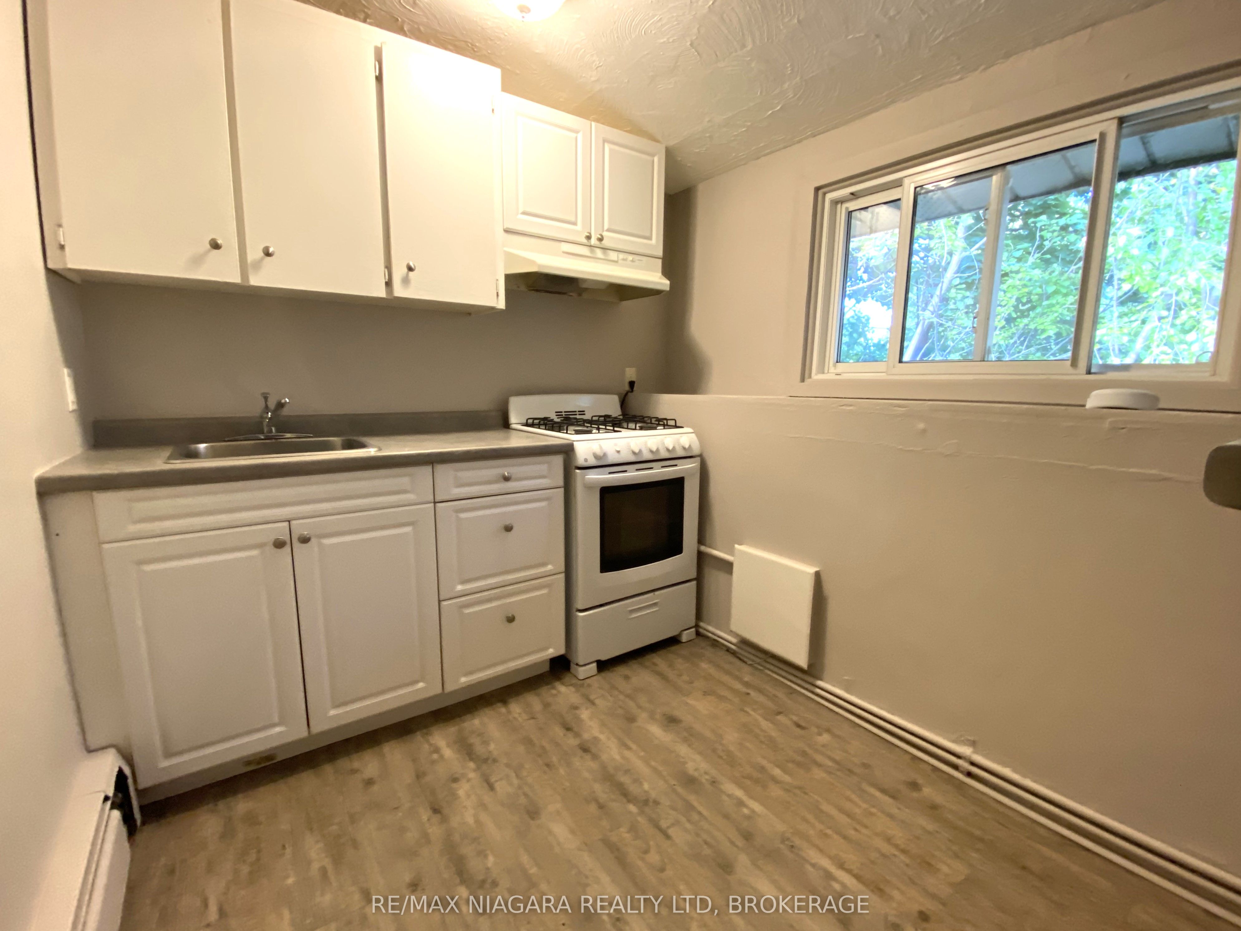 97 Queen Street Property Photo 16