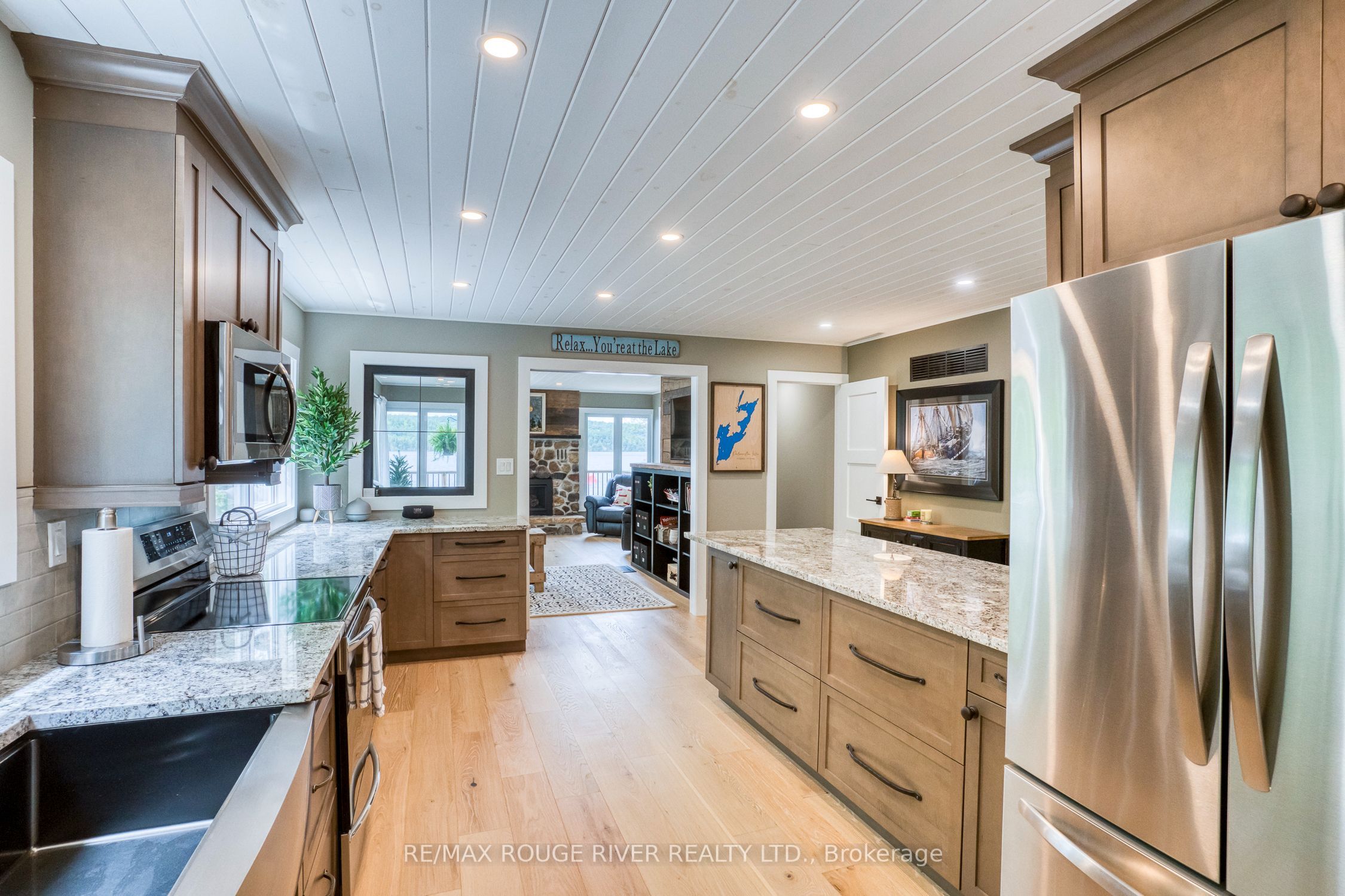 1039 West Cottage Drive Property Photo 14