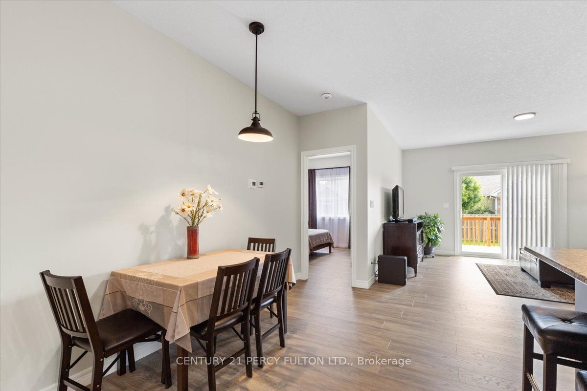16 Dayton Court Property Photo 11