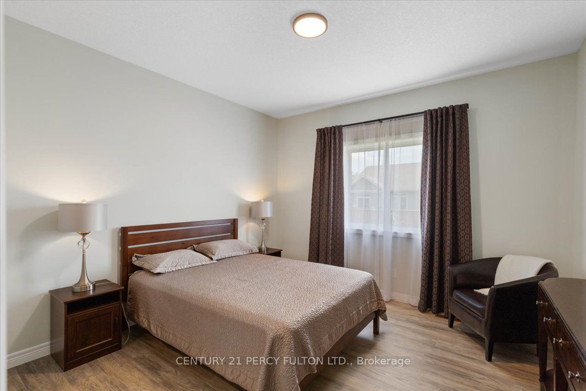 16 Dayton Court Property Photo 13