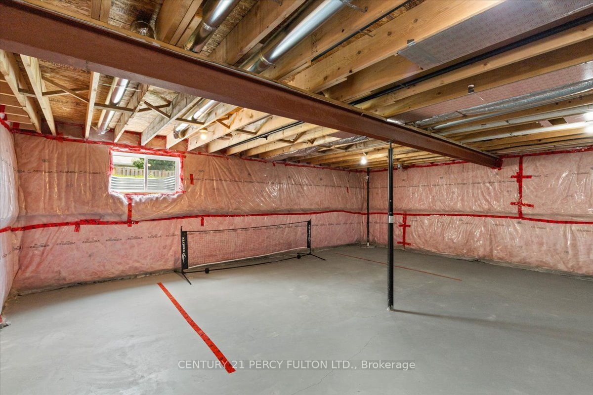 16 Dayton Court Property Photo 25