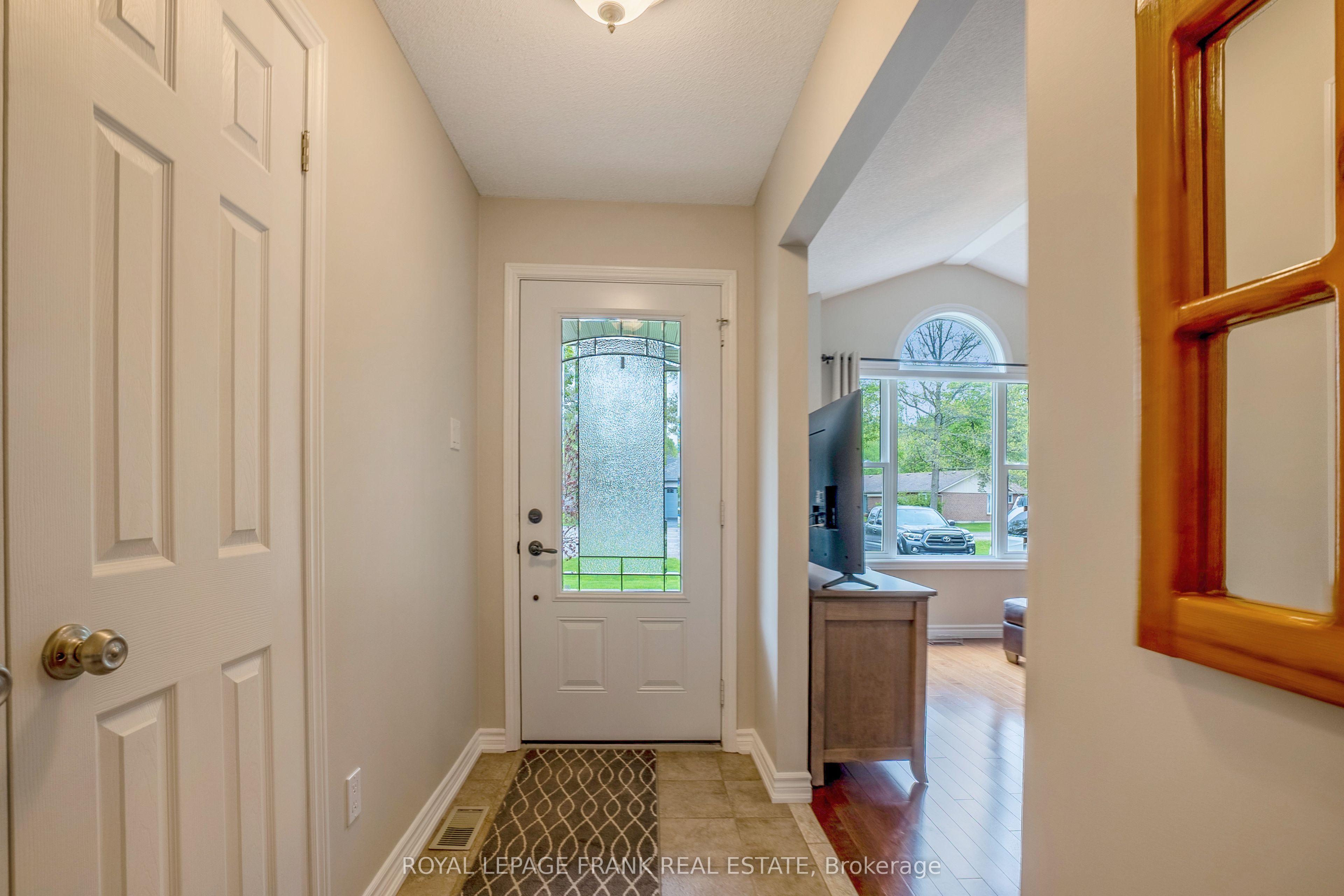 6 Ellard Court Property Photo 10
