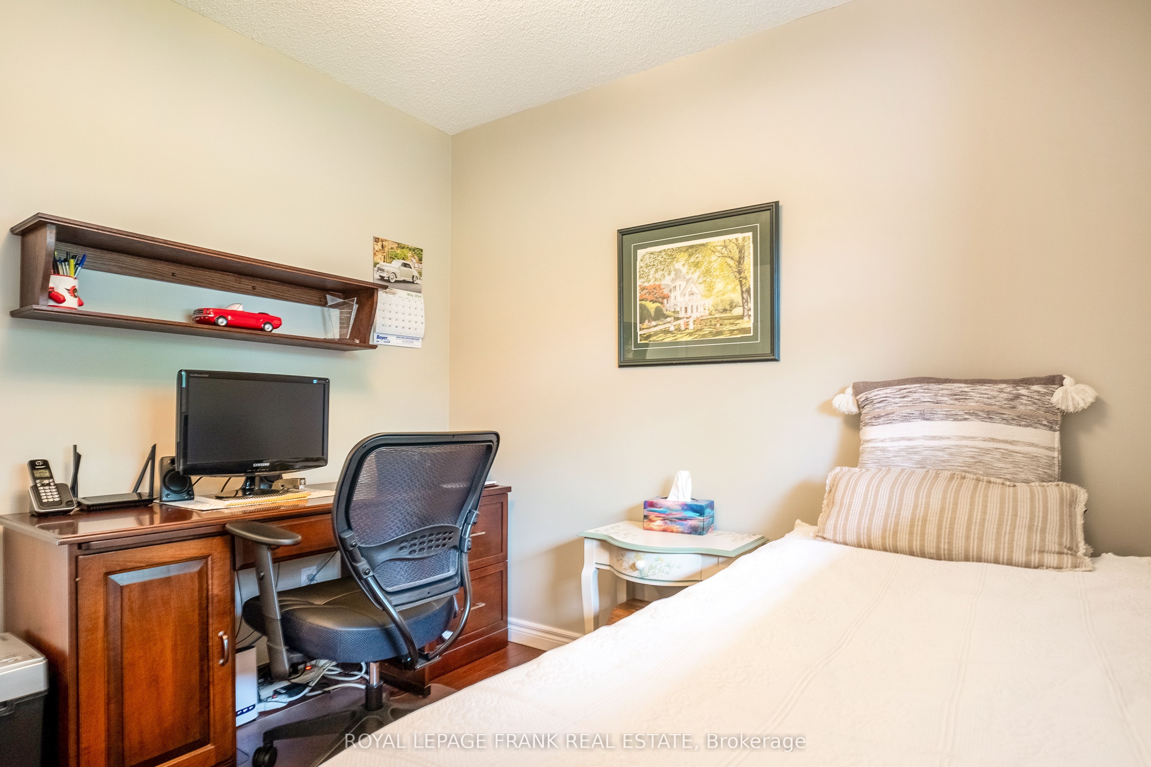 6 Ellard Court Property Photo 19