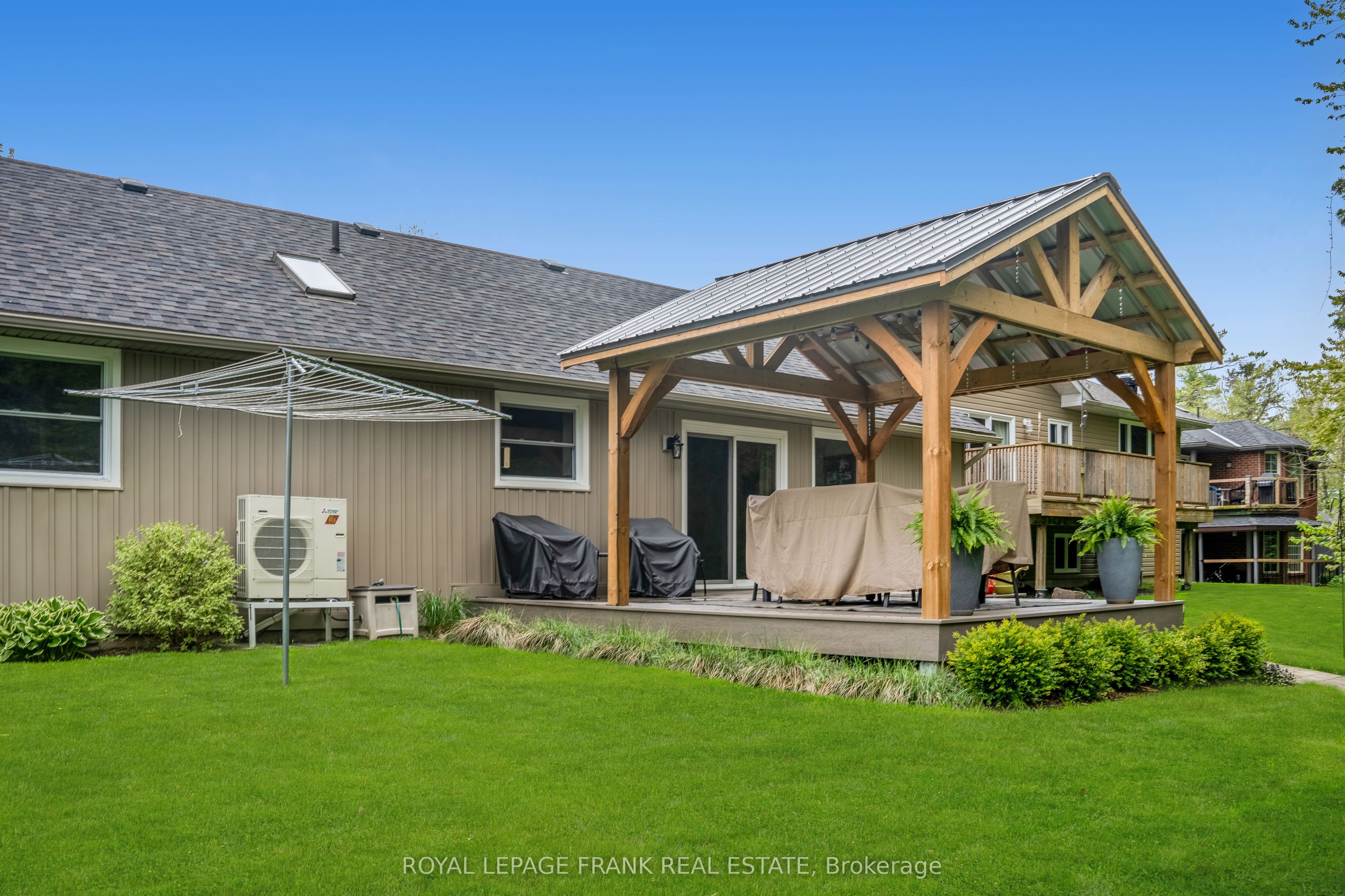 6 Ellard Court Property Photo 22