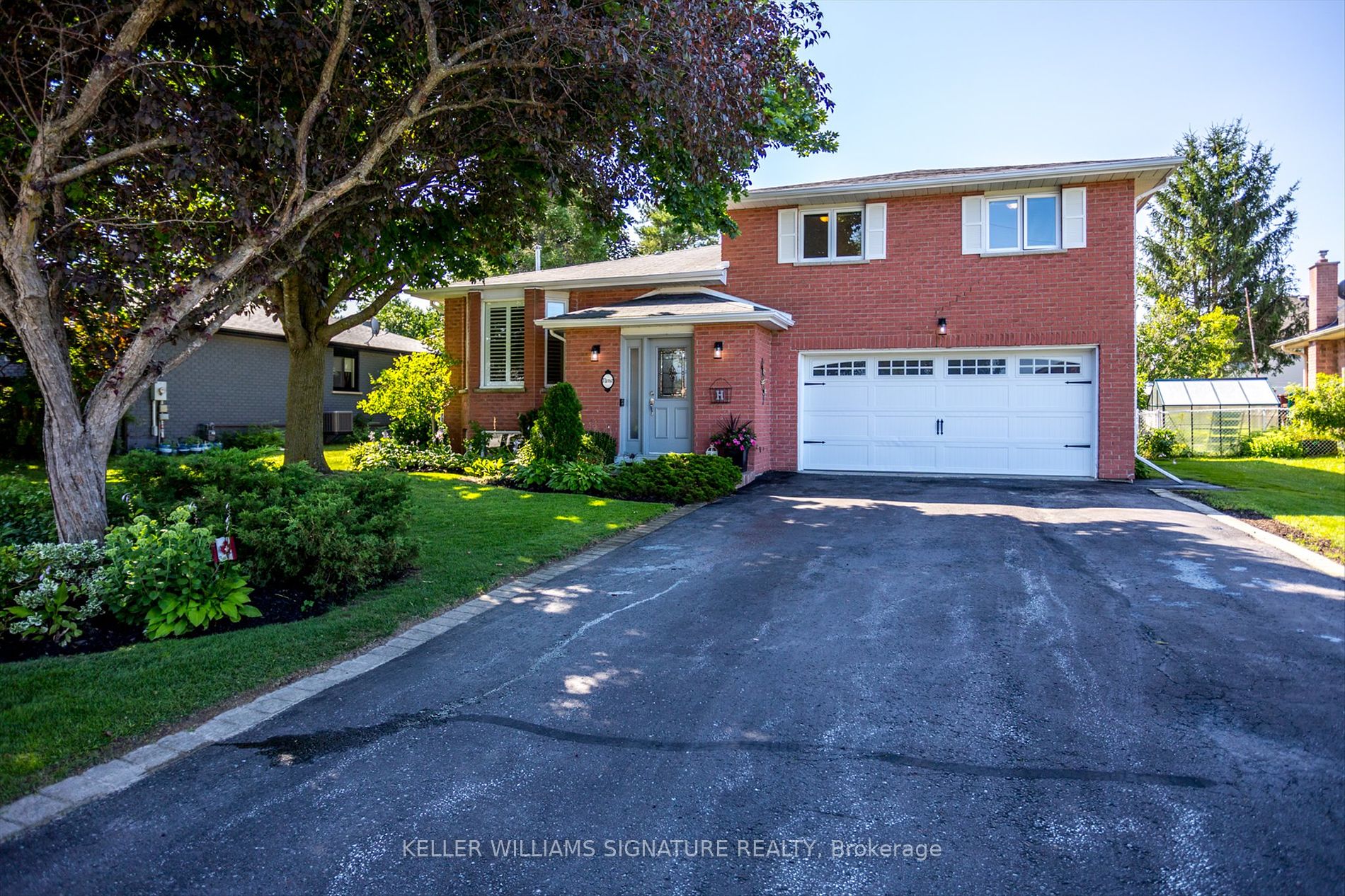 9 Hughes Crt Property Photo 12