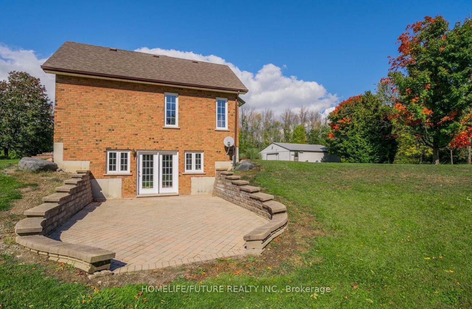 1497 Pentecostal Road Property Photo 5