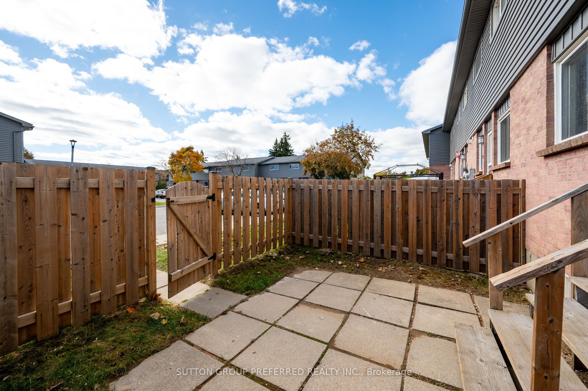 #8 - 1443 Huron Street Property Photo 4