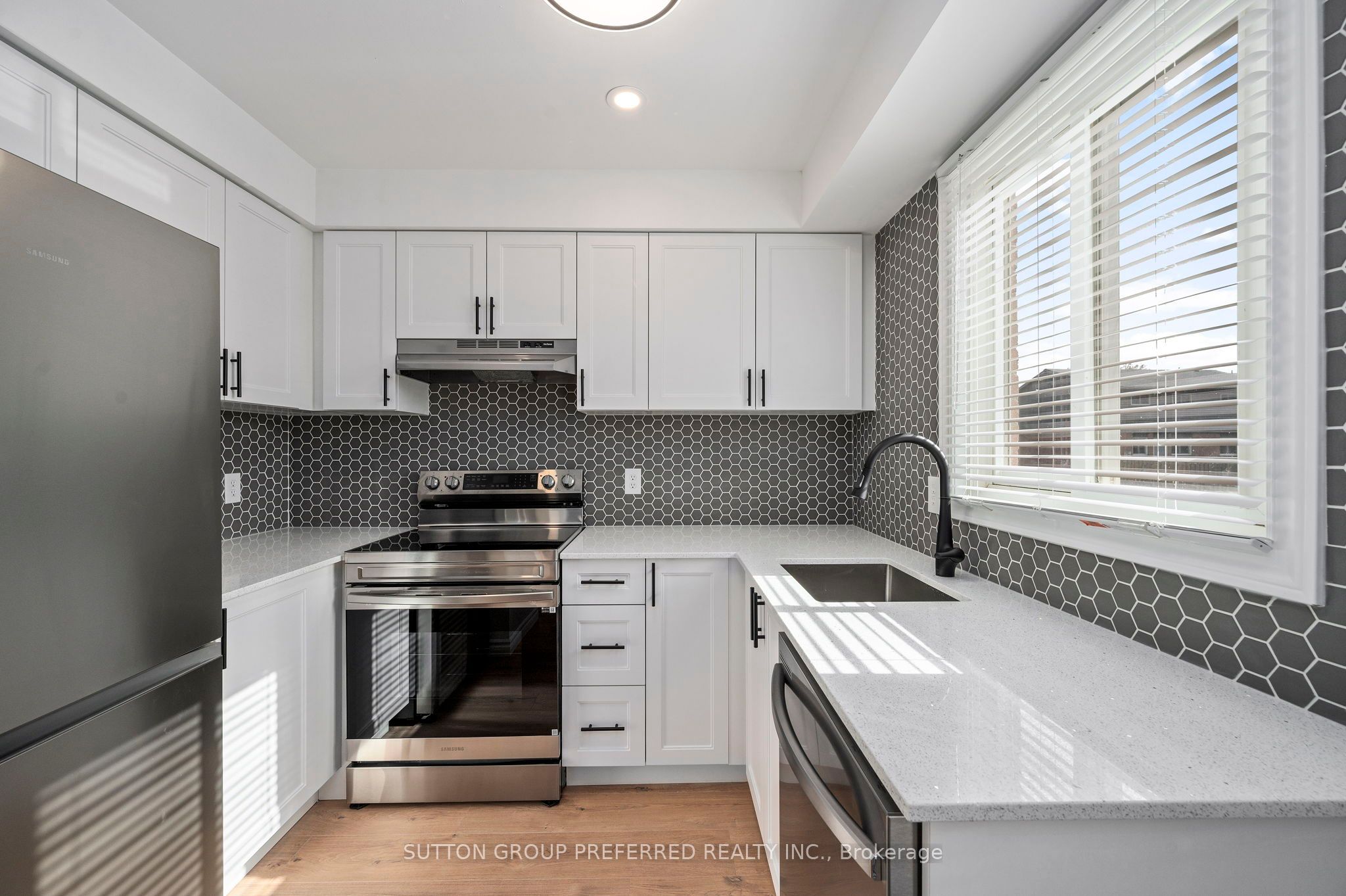#8 - 1443 Huron Street Property Photo 9