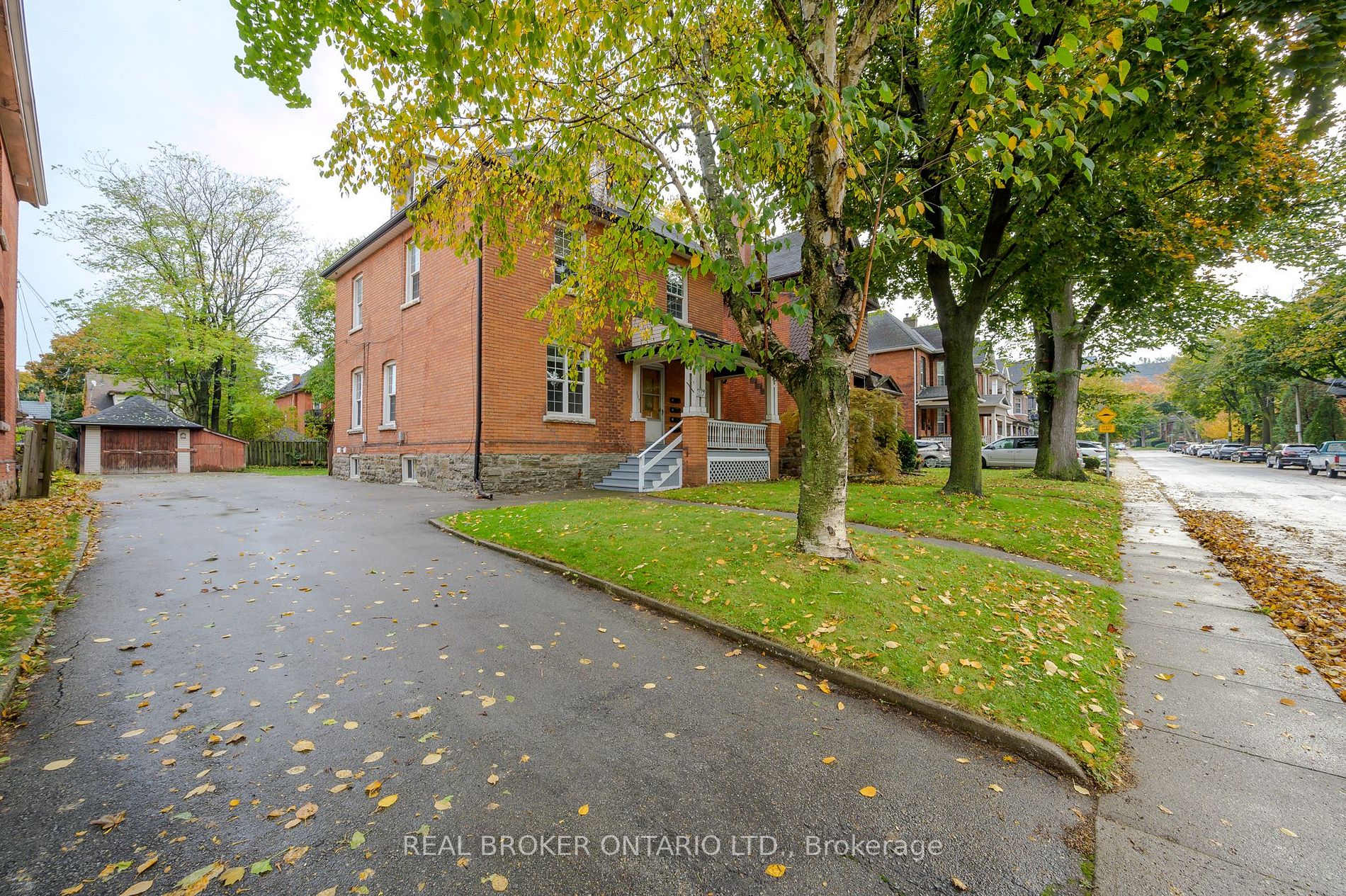 117 Fairleigh Ave S Property Photo