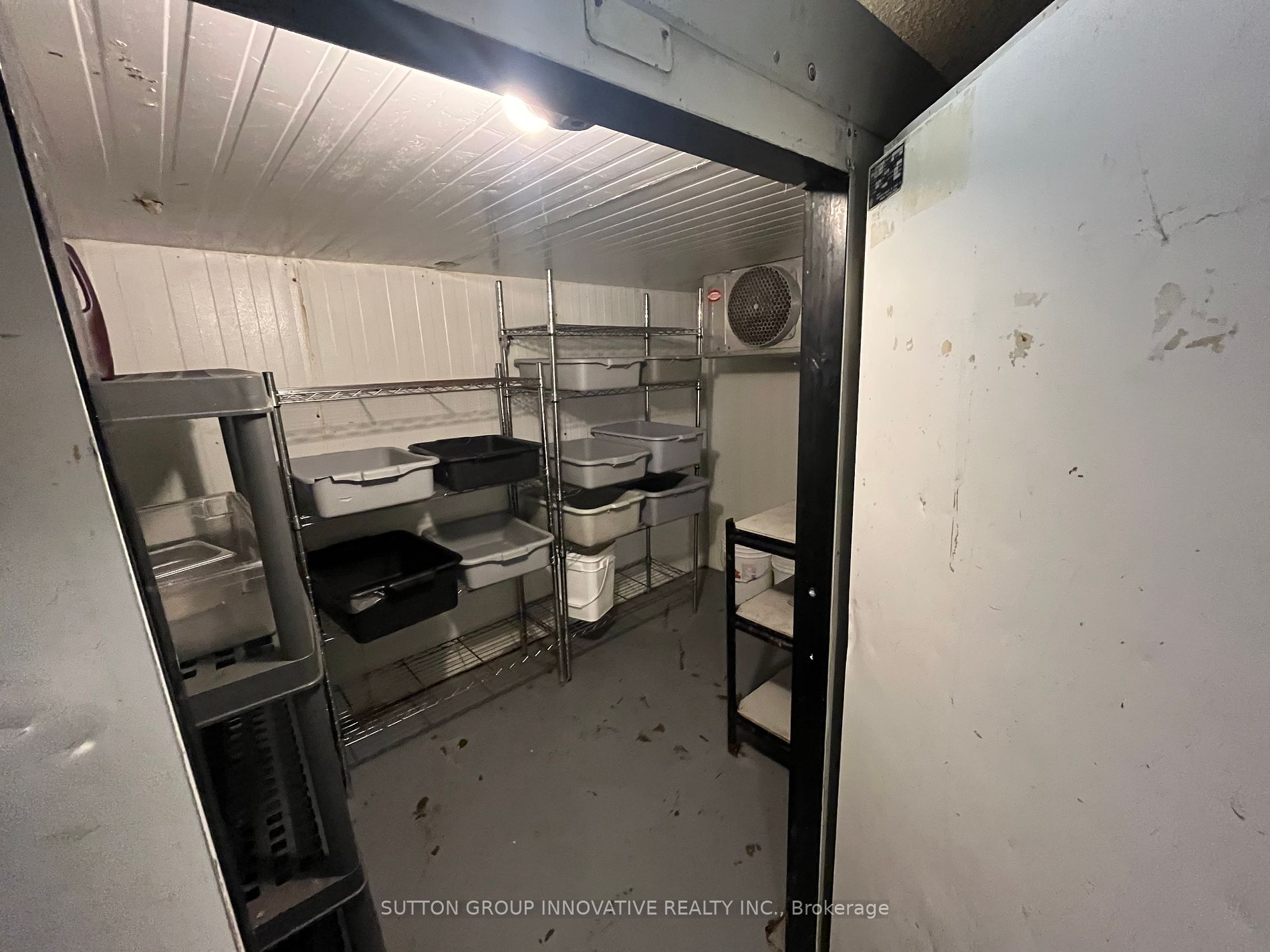 486 James St N Property Photo 2