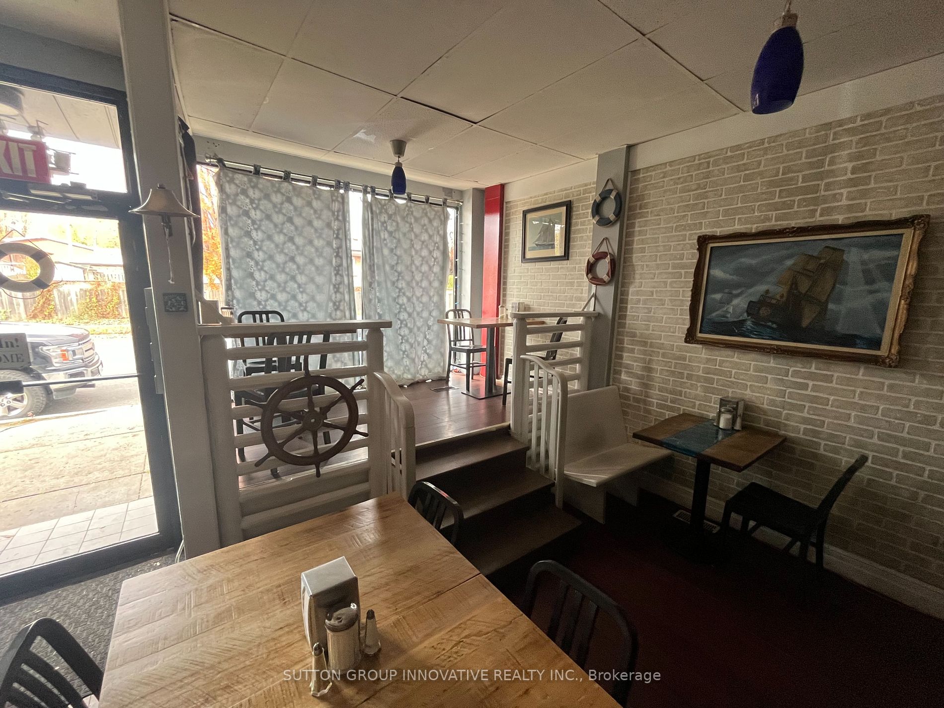 486 James St N Property Photo 5