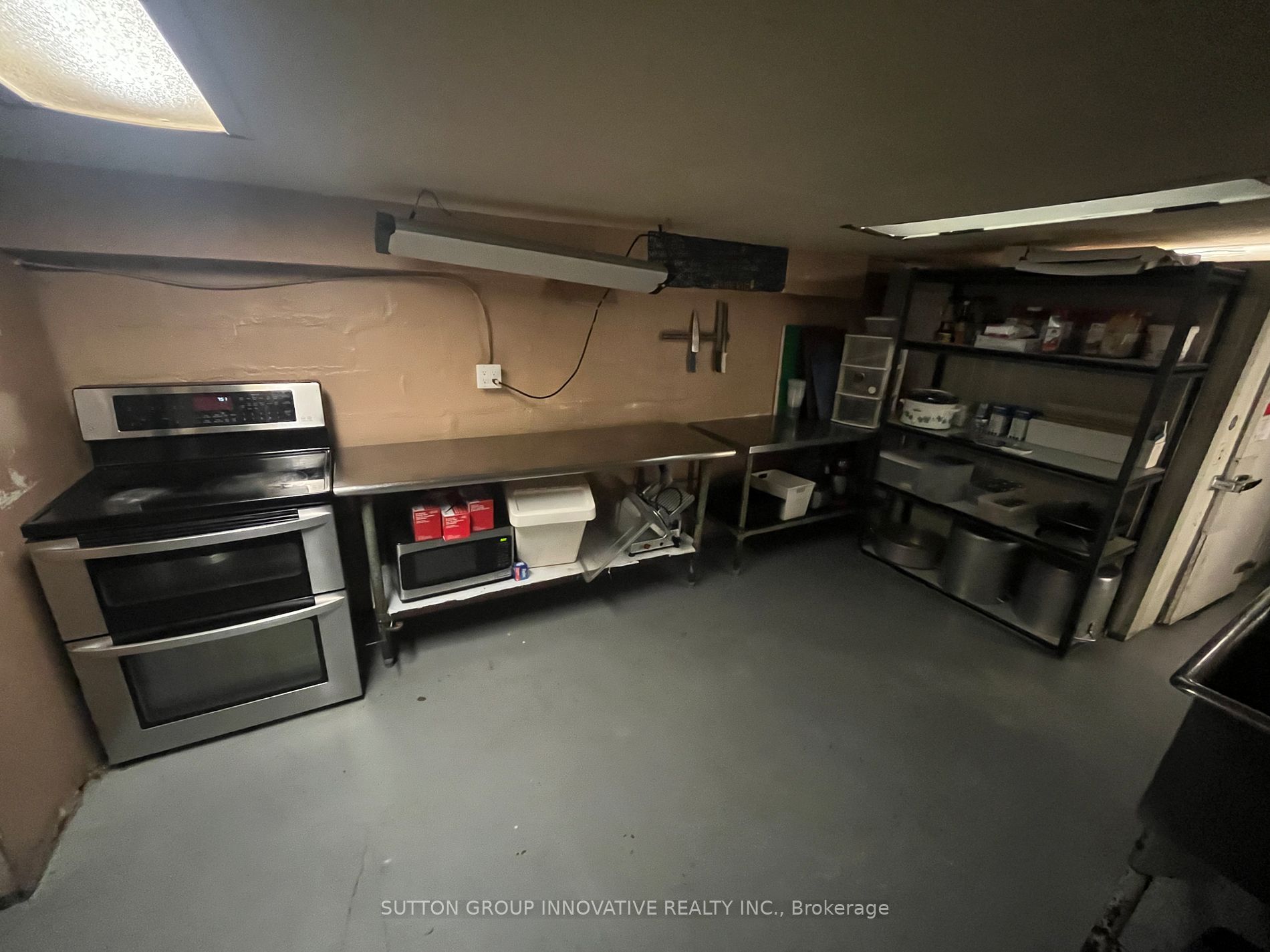 486 James St N Property Photo 10