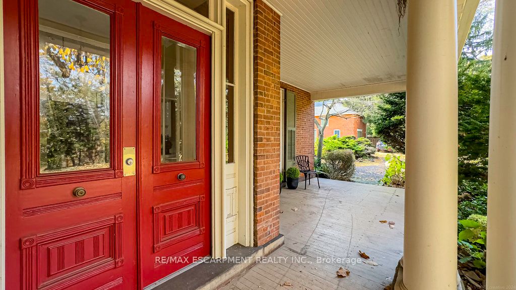 30 South Street Property Photo 4