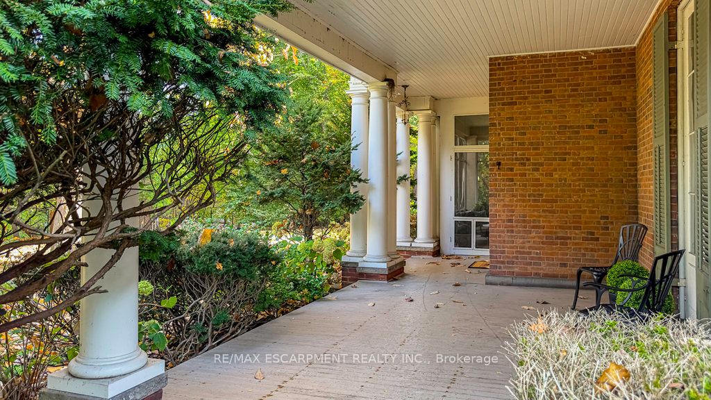 30 South Street Property Photo 5
