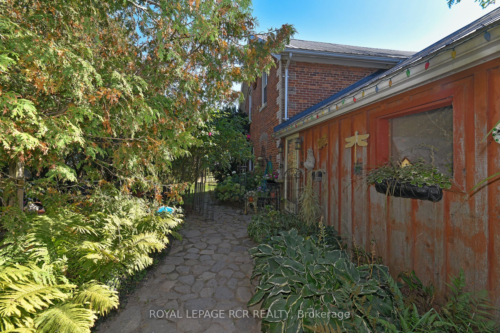 071533 10th Line Property Photo 7