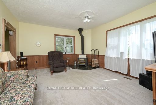 071533 10th Line Property Photo 9