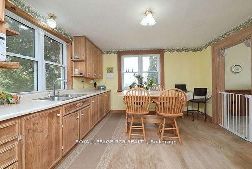 071533 10th Line Property Photo 11