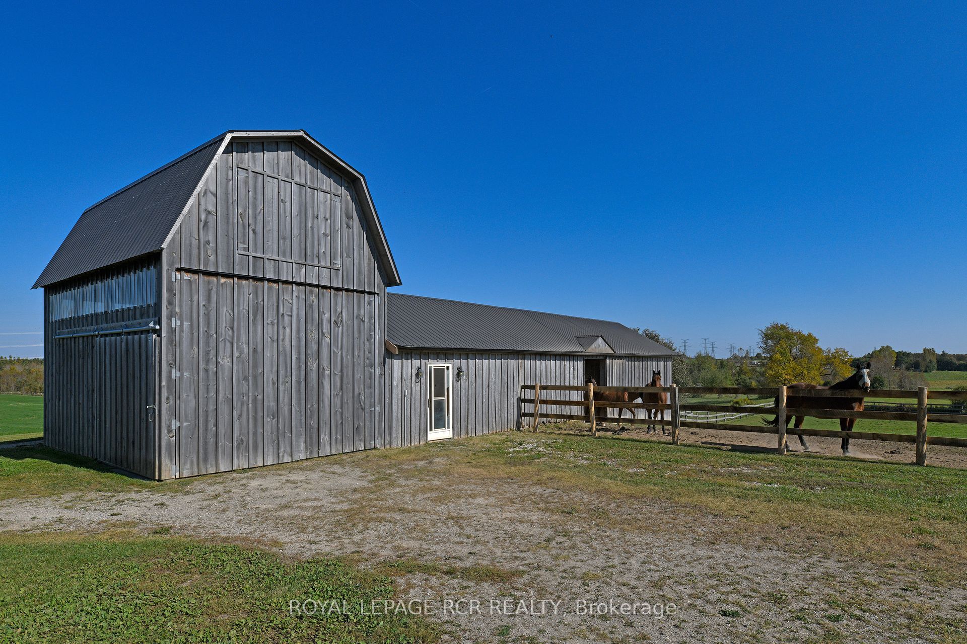 071533 10th Line Property Photo 26