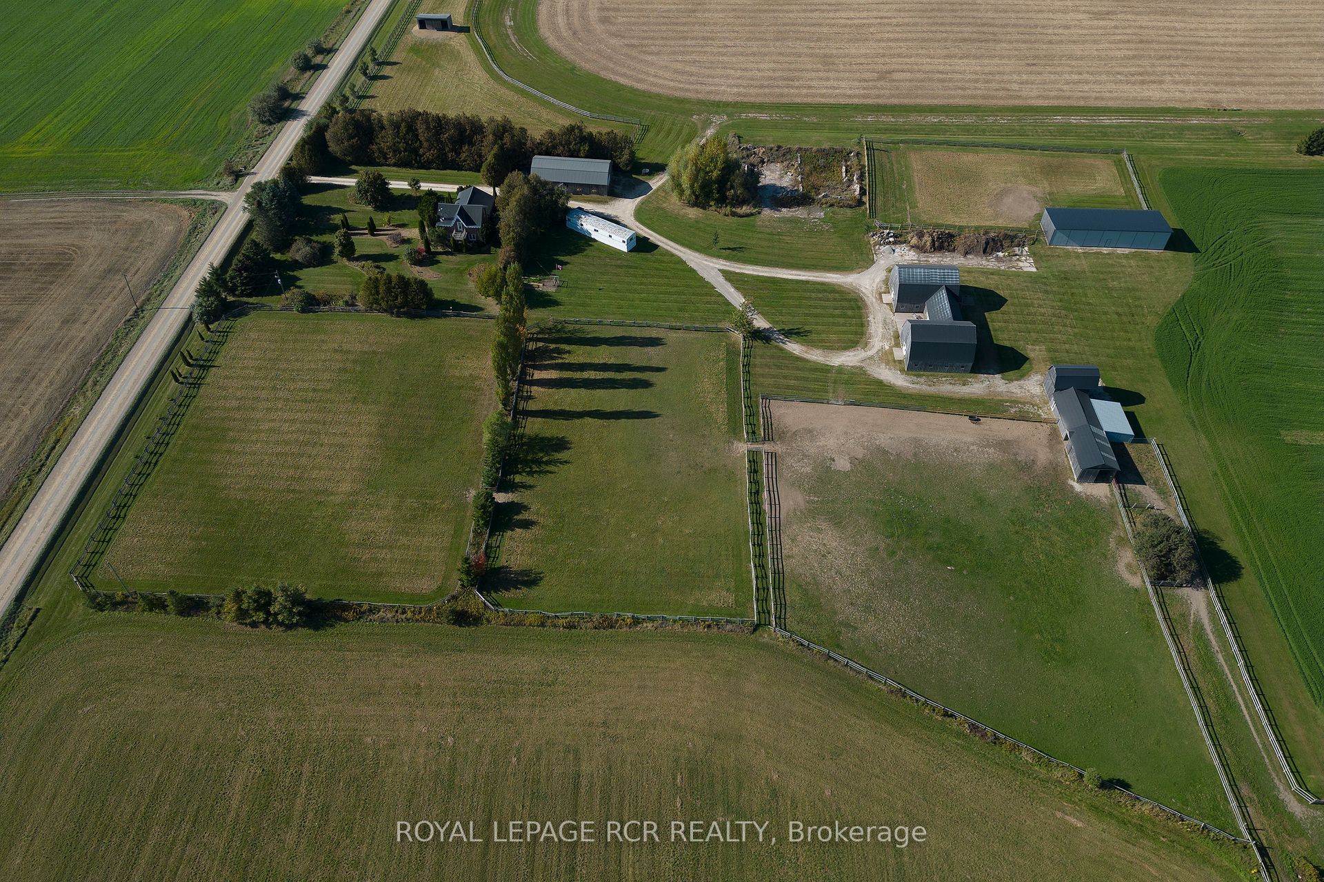 071533 10th Line Property Photo 31