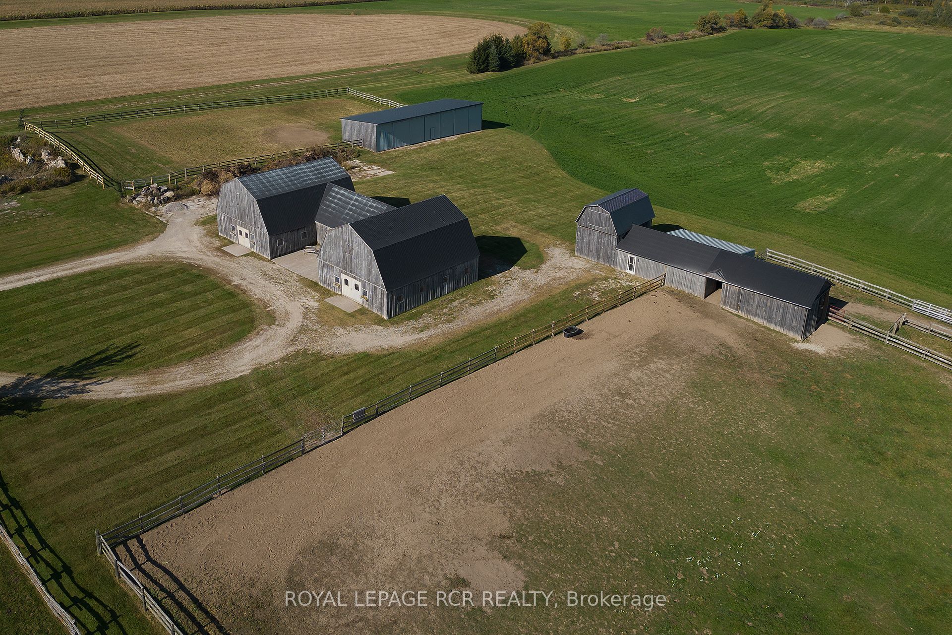 071533 10th Line Property Photo 34