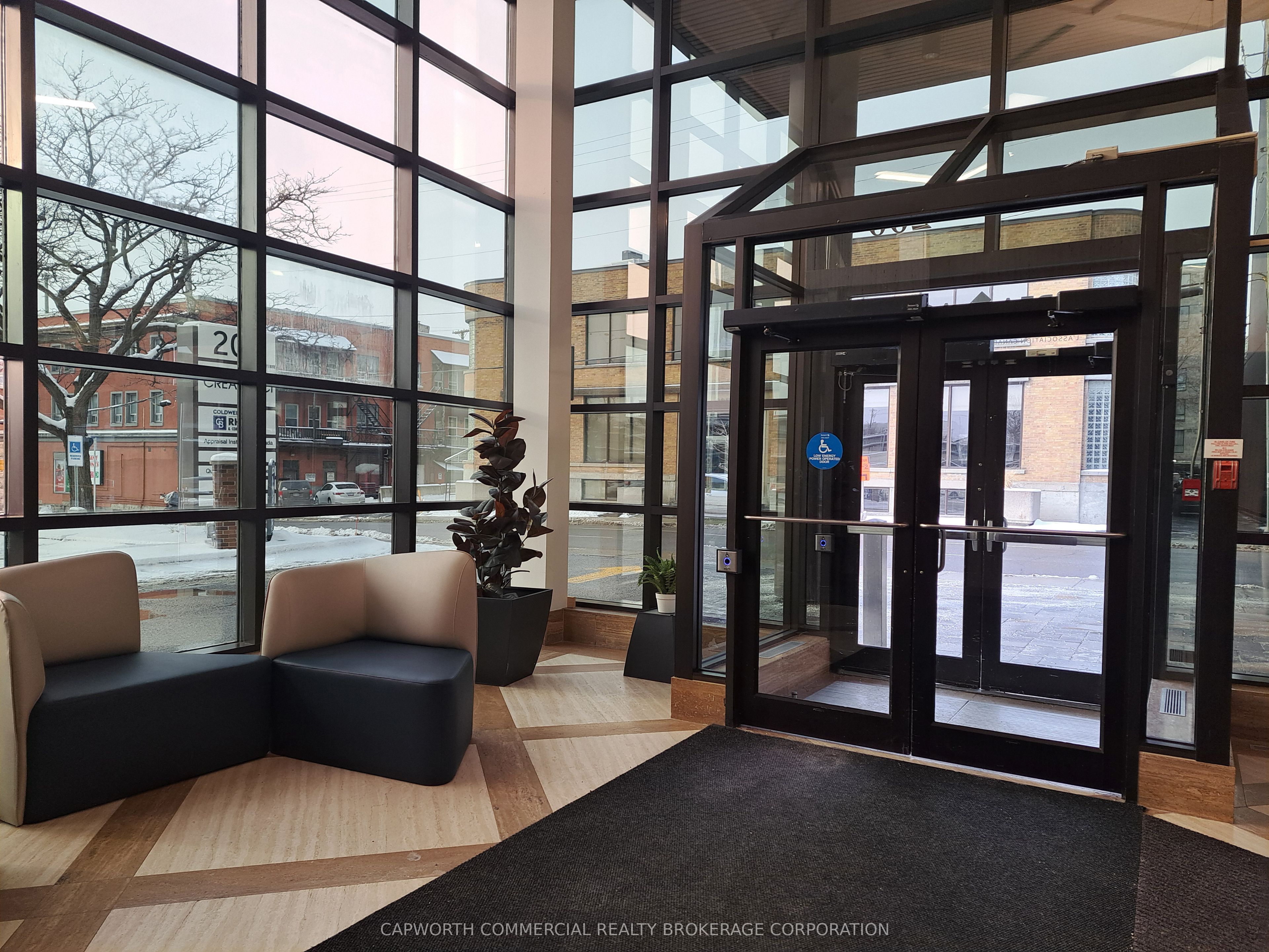 200 Catherine Street Property Photo 3
