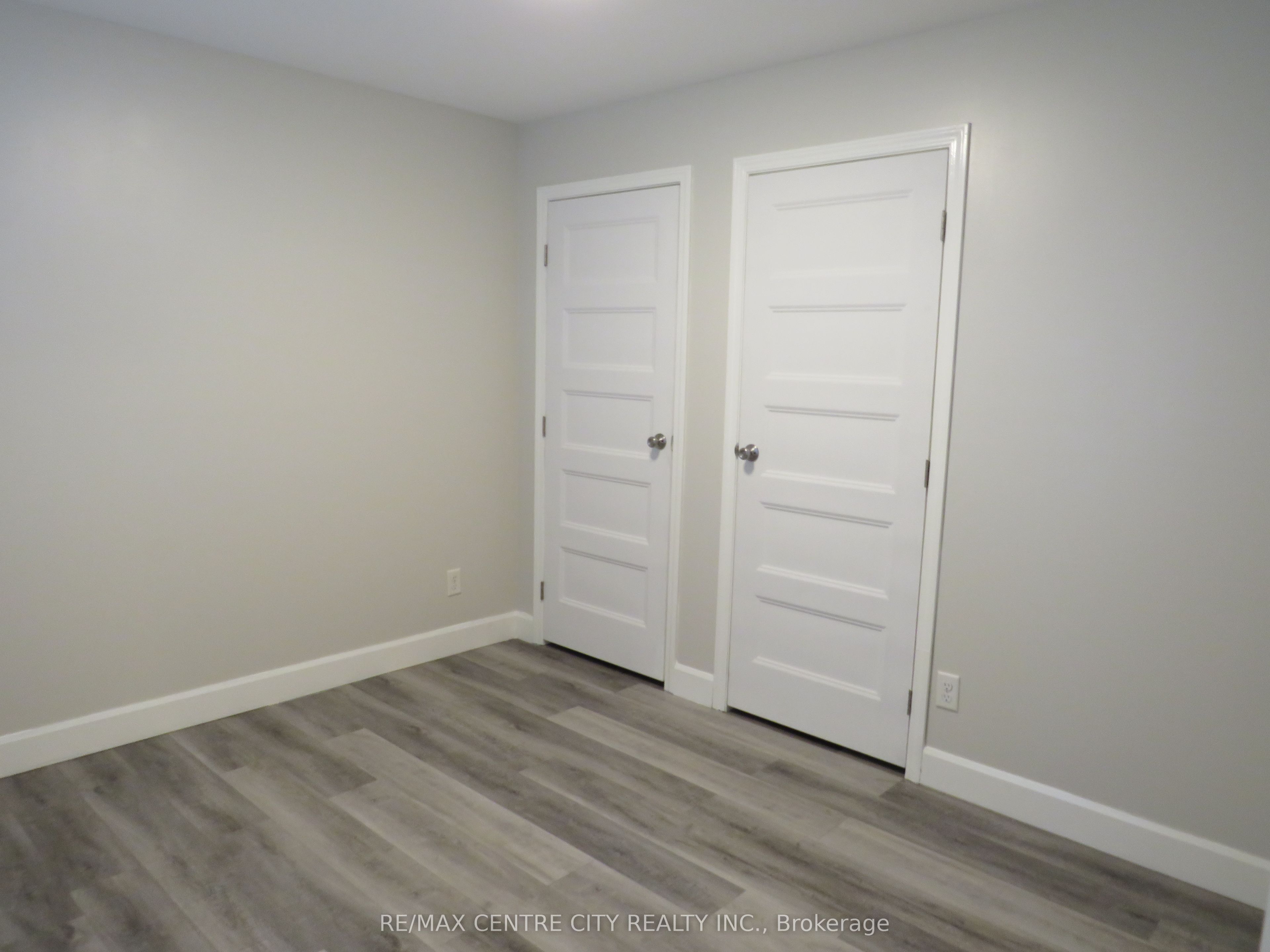 #116 - 2189 Dundas Street Property Photo 20