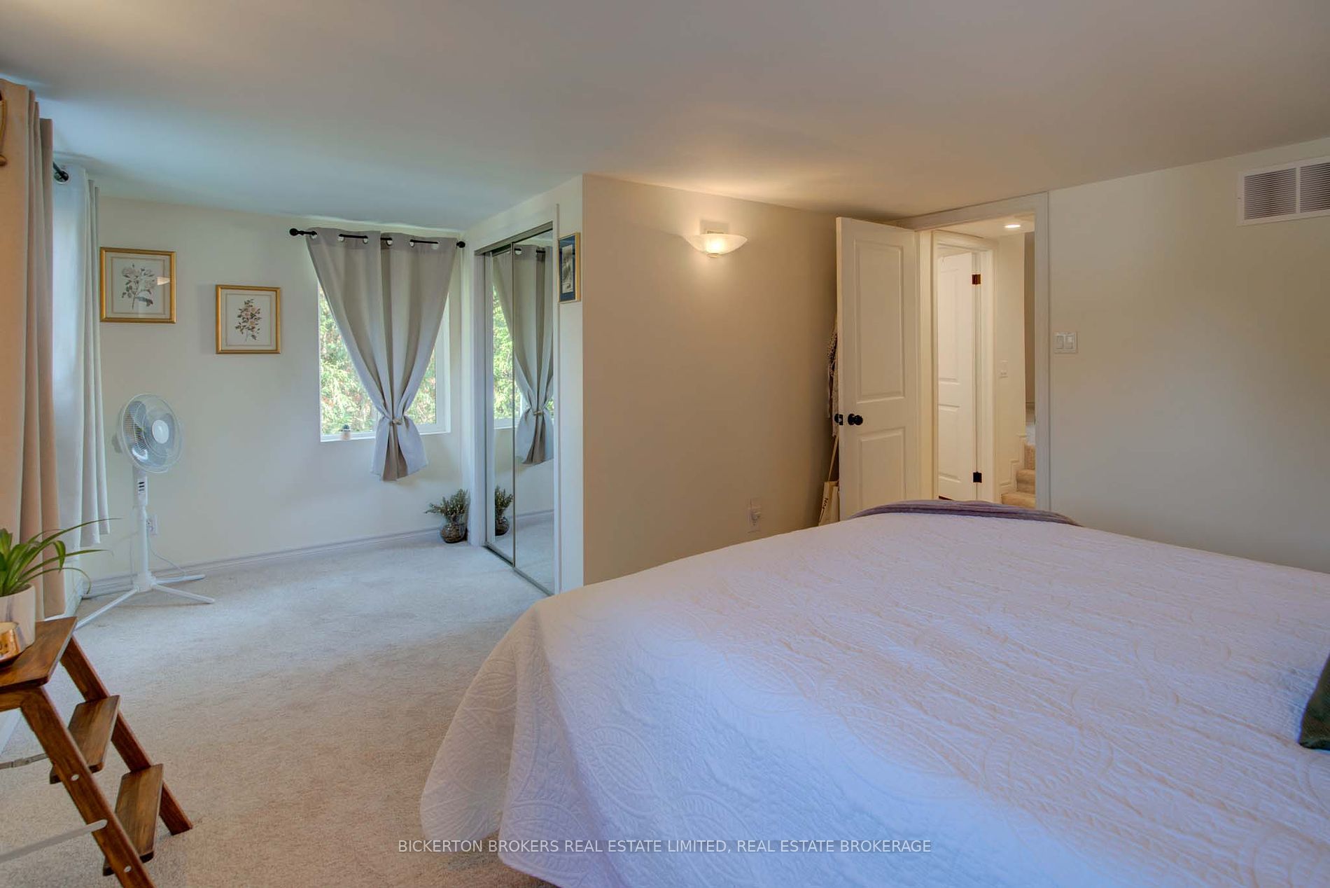 164 Georgiana St Property Photo 13