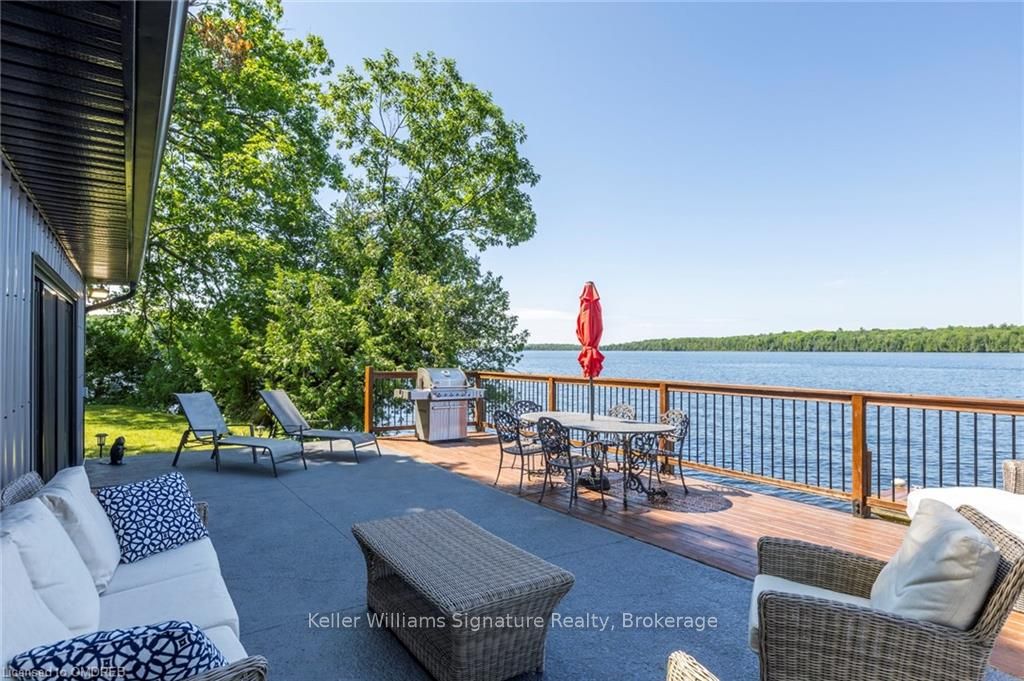 133 Driftwood Village Dr Property Photo 3