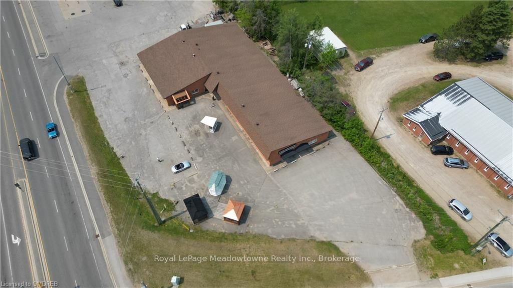 5 Bobcaygeon Rd Property Photo 3
