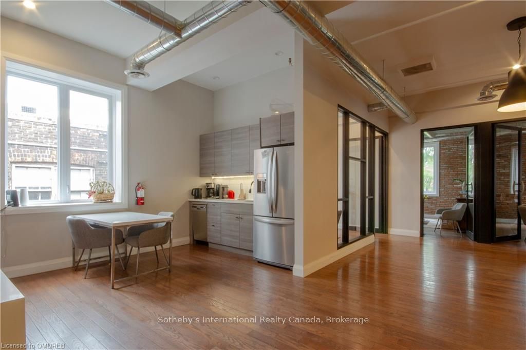 23 Wellington St Property Photo 6