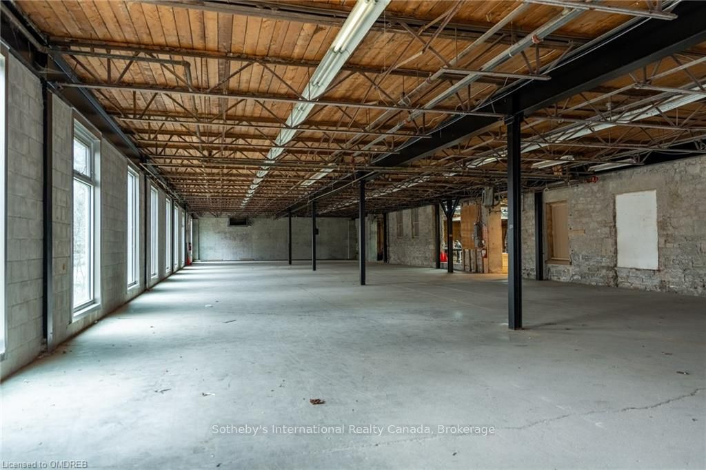 64 Hatt St Property Photo 3