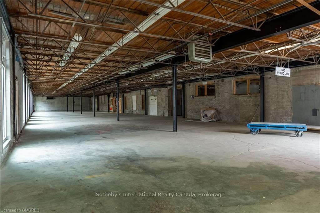 64 Hatt St Property Photo 6