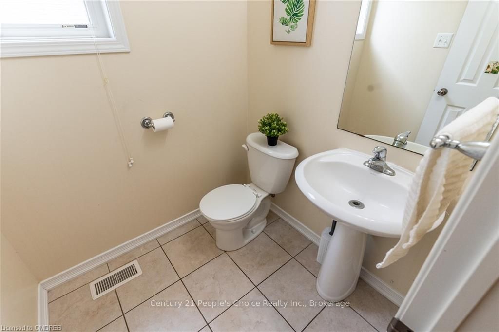Address Unavailable Property Photo 10