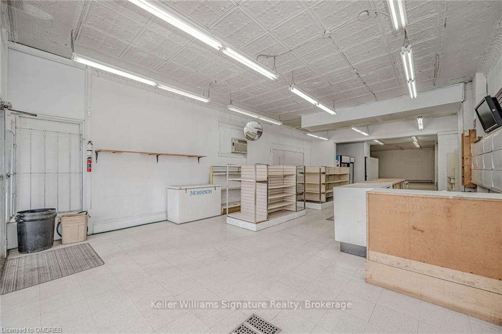 950 Barton St E Property Photo 8